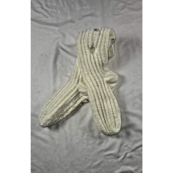 Women’s Non-Slip Slipper Socks – Nordic Knit + Cream Fuzzy Pair-Size M - Picture 2 of 5